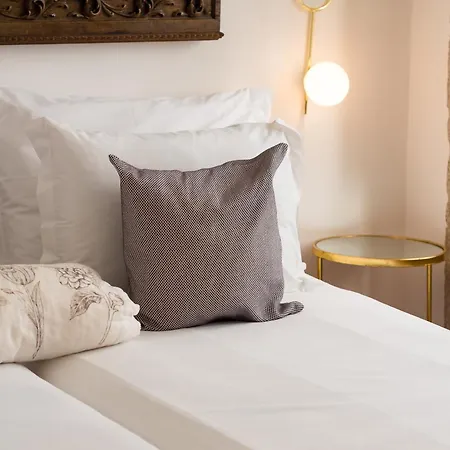 Youropo - The Tower Apartment Porto